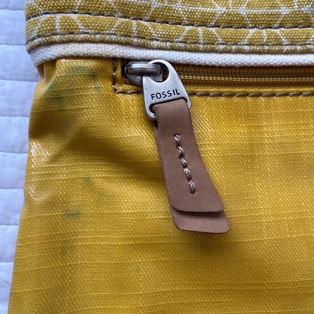 Fossil Crossbody Bag and Wristlet Coated Canvas Leather Trim Yellow Tan Brown - Picture 11 of 17